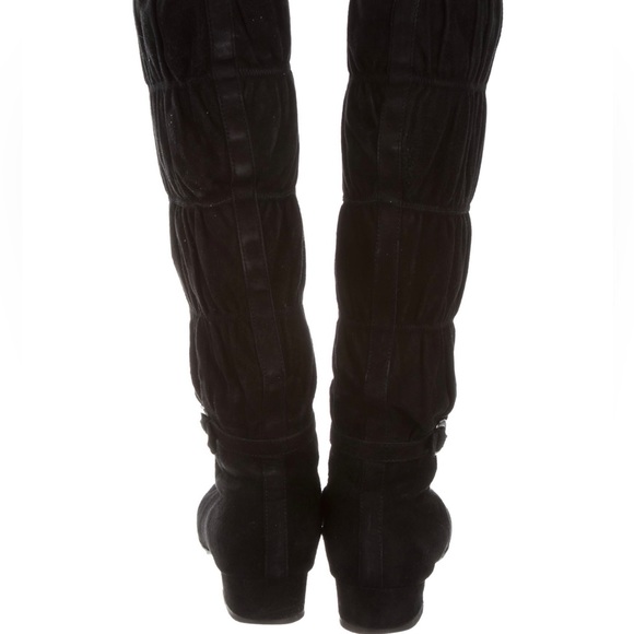 Authentic suede Prada sport boots, gently worn always cared for. - Picture 3 of 6